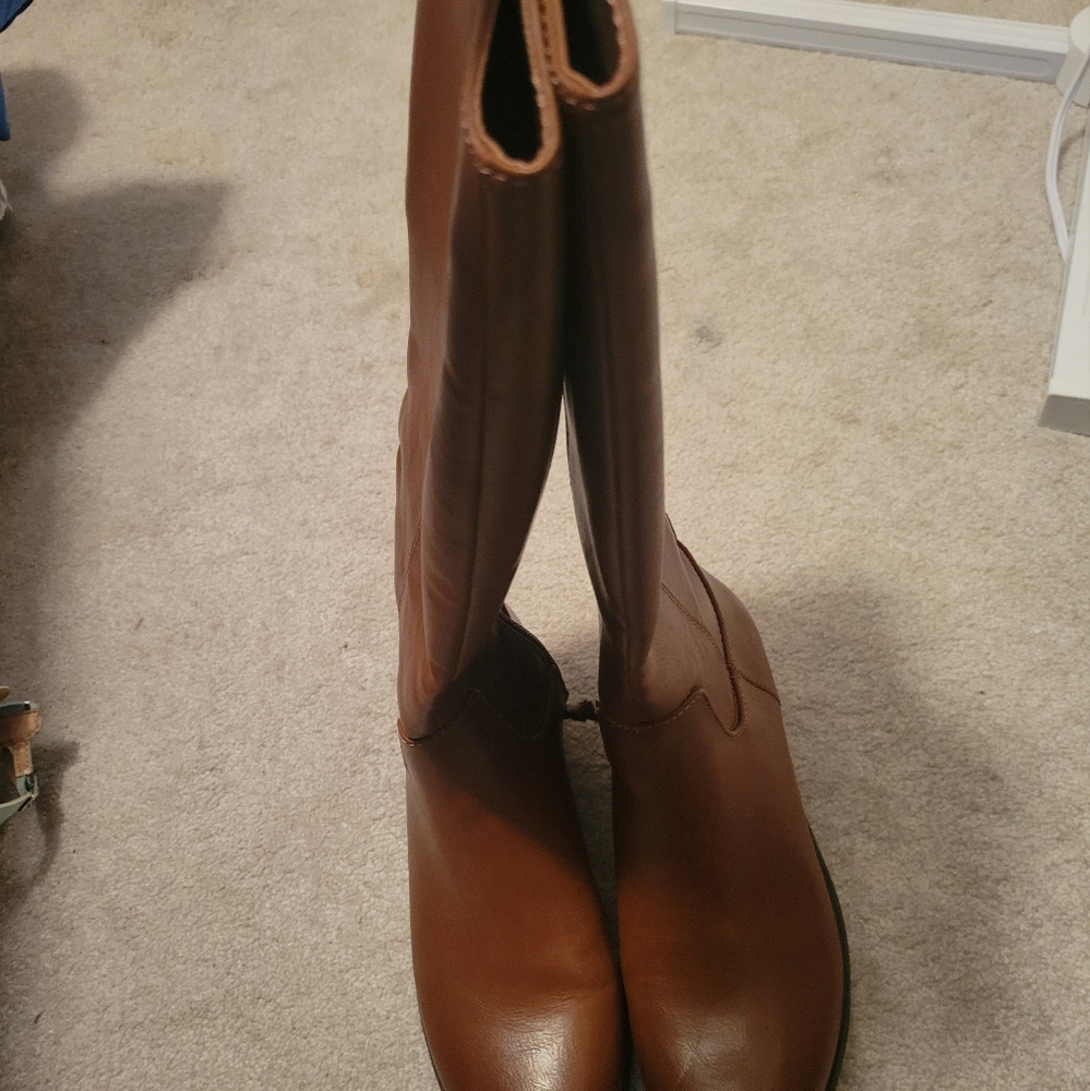 Women's brown boots, size 8, worn once, from target